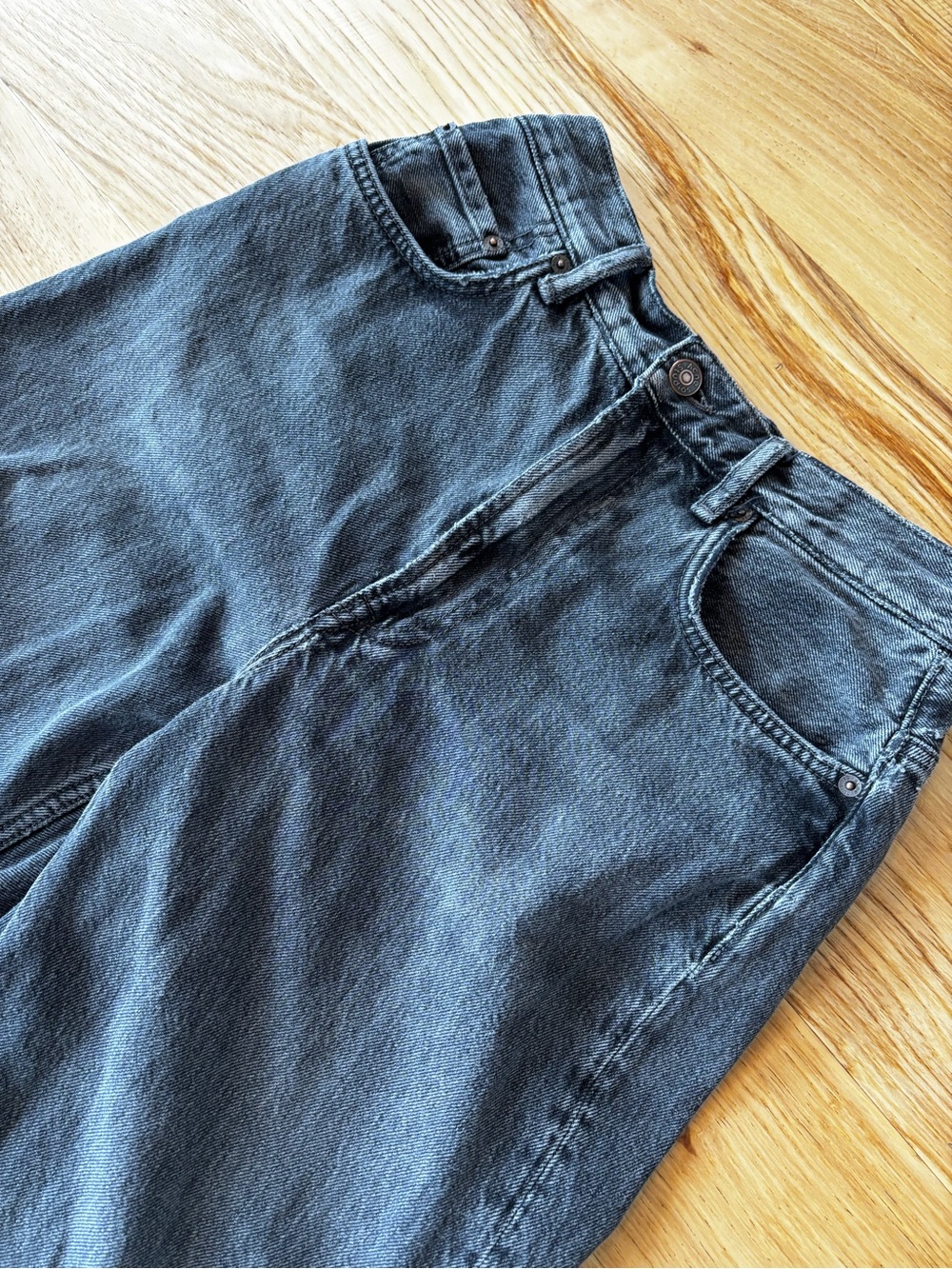Acne Relaxed Jeans in Vintage Black 2022F